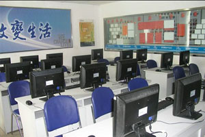 大連計算機學校2006年至今-學生桌椅 餐桌椅