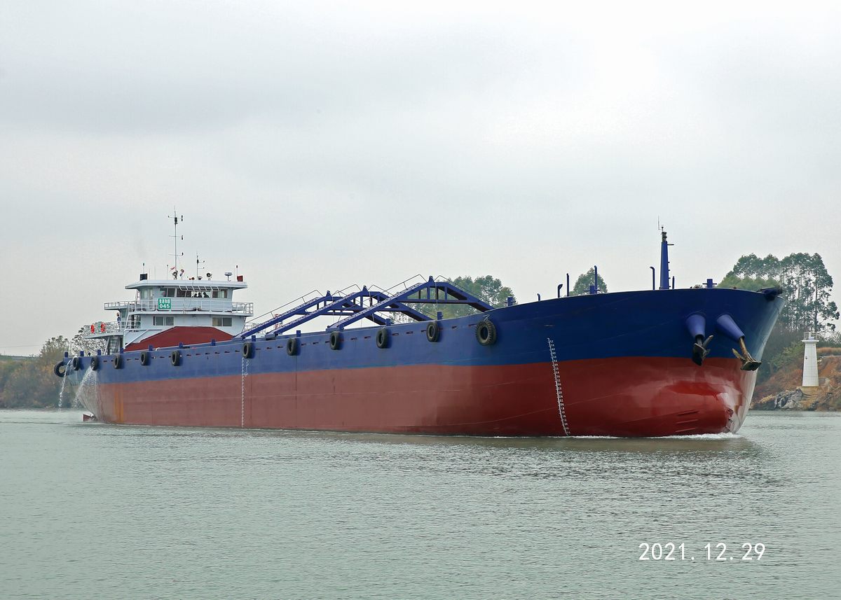 89.8m箱貨船