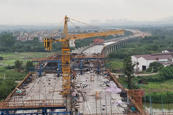 中鐵二十五局 花都至東莞高速公路SG15合同段項目