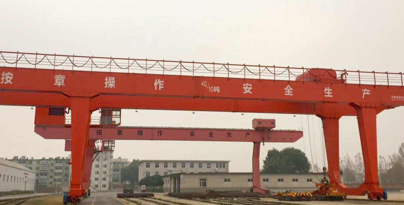 為中國石油沈陽儲運有限公司制作40噸雙主梁門式起重機