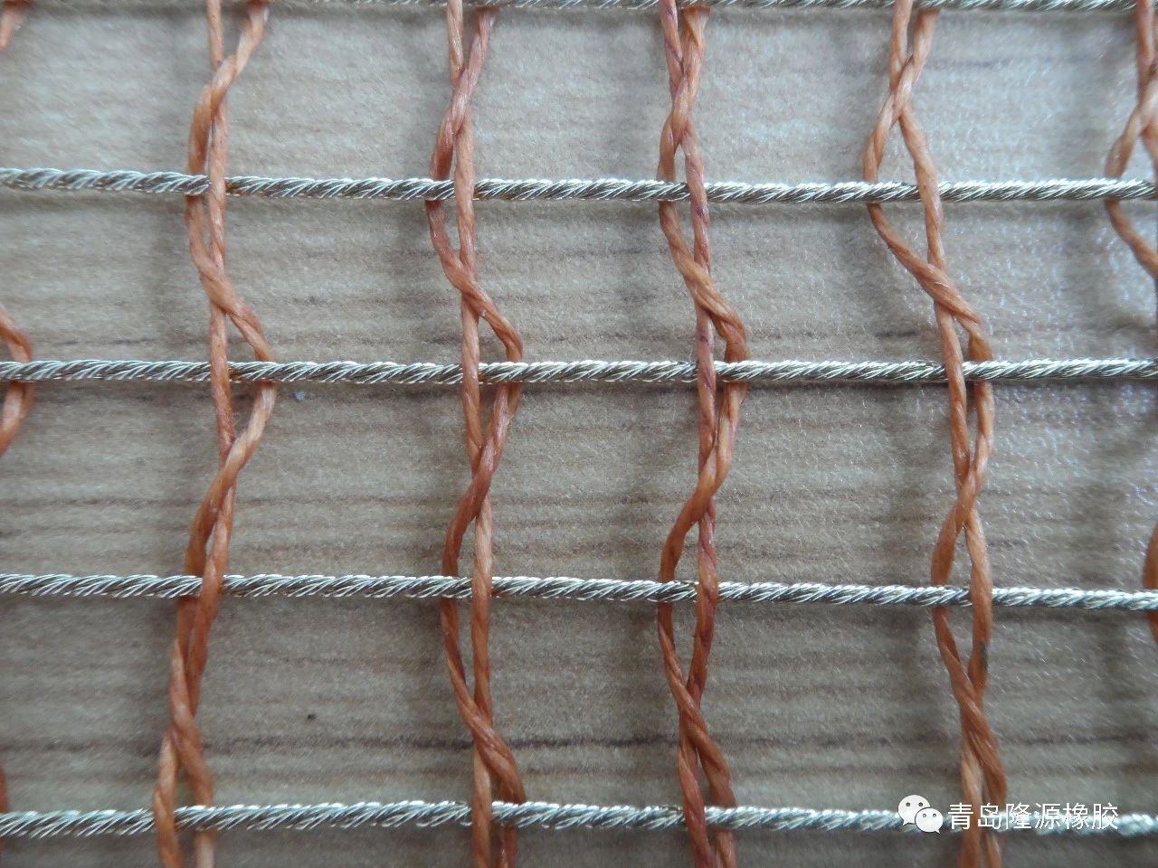钢丝帘线输送带的特点