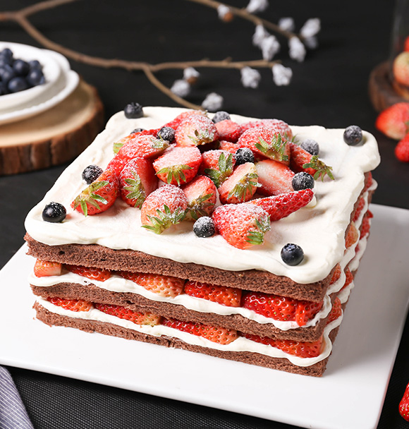 草莓水果裸蛋糕