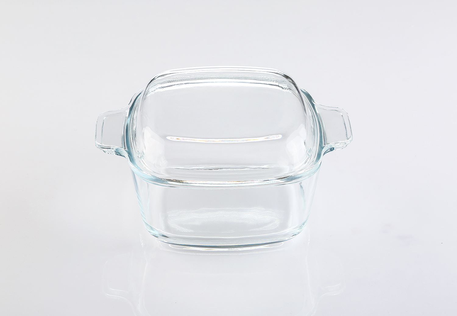 1.5L square casserole with lid