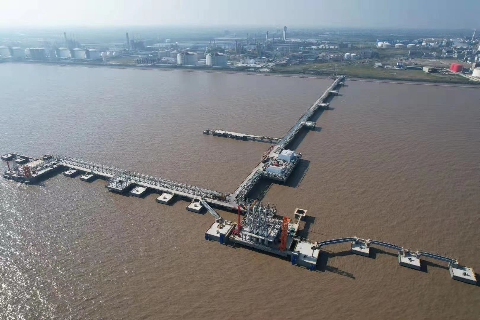 浙江嘉兴（平湖）LNG应急调峰储运站码头工程